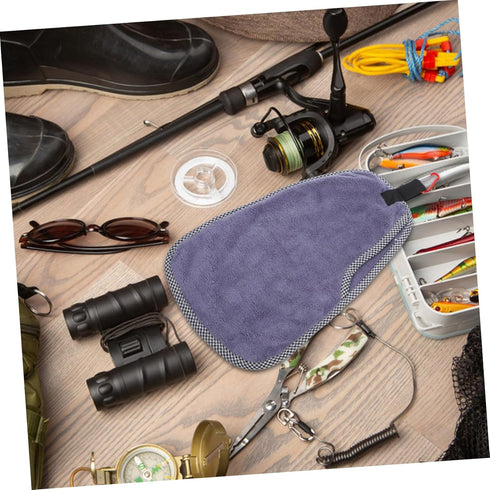 Fishing Towel with Clip, Non-Slip Wipe for Easy Fish Handling, Compact and Breathable for Outdoor Use
