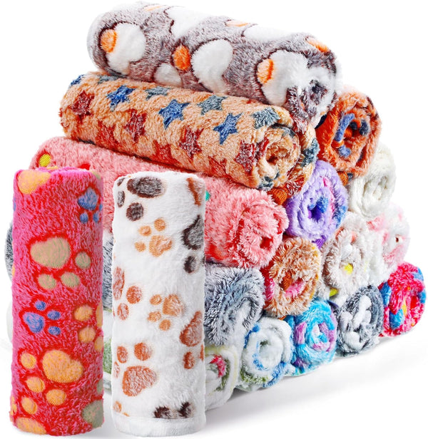 Chumia 18 Pcs Fleece Pet Blanket, Soft Warm Sleep Mat, Cute Puppy Supplies, 30 x 20 Inch Bed Blankets for Dog Cat
