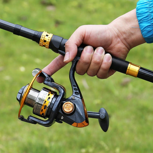 Sougayilang Fishing Rod Reel Combos Carbon Fiber Telescopic Fishing pole with Spinning Reel for Travel Saltwater