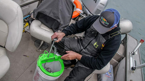 Flambeau Tackle Outdoors Bait Butler 6092BB - Live Bait Retrieval System with Integrated Lid and Net