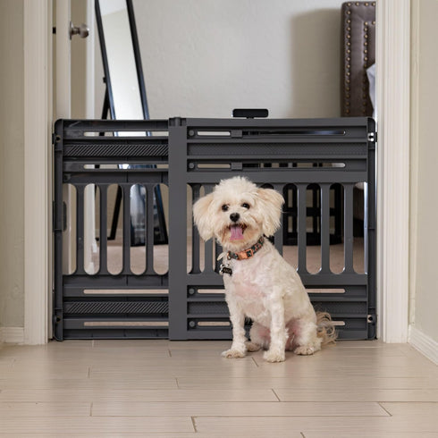 IRIS USA 24"-39" Dog Gate, Expandable Plastic Pet Gate for Indoor Doorways, 25" H, Gray