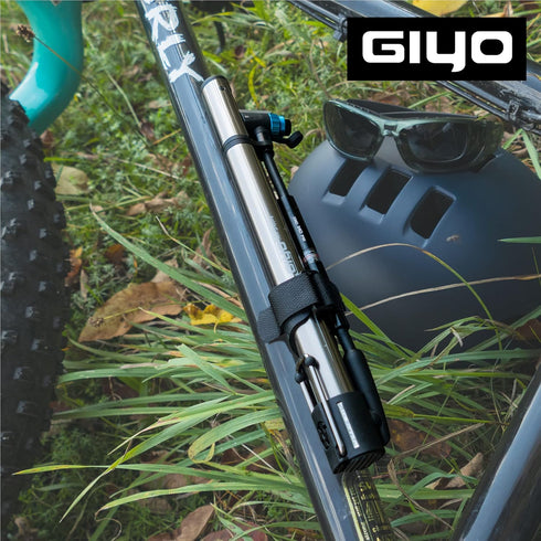 GIYO GM741 High Precision Portable Bike Pump with Gauge, 140 PSI, Universal Valve