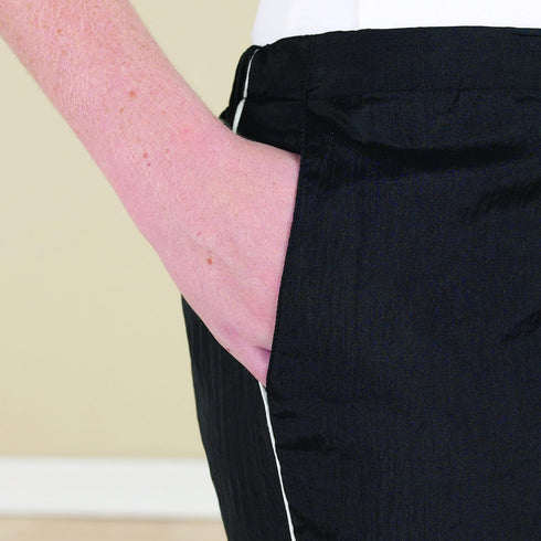 Top Performance Contrast-Trim Grooming Pants, Fashionable and Versatile for Professional Groomers - Small, Black/White