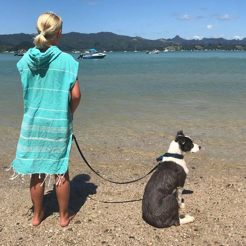 Beach Poncho with Hood, Personalized Turkish Towel Poncho, Handmade Beach Coverup, Customizable Unisex Surf Hoodie