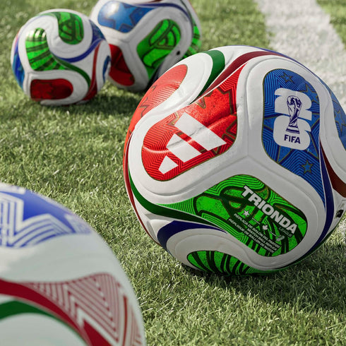 26 adidas FIFA World Cup Trionda Soccer Ball