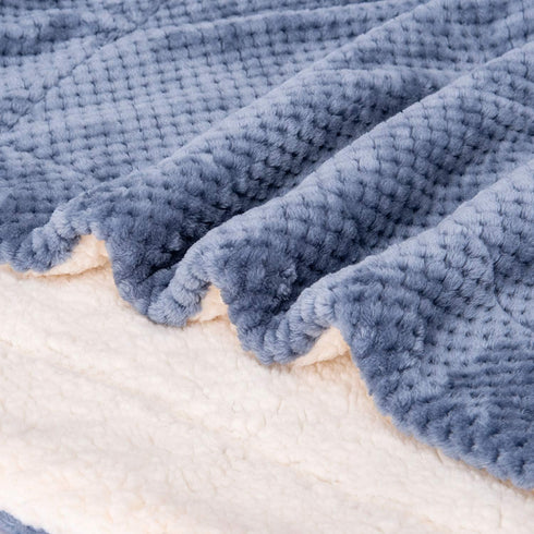 (24" 32", DW Plush Fleece Receiving Blanket for Dog, Cat, and Pet - Warm and Soft, Couch, Sofa, Travel and Outdoor