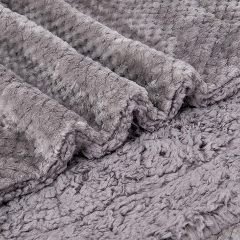 Fuzzy Dog Blanket or Cat Blanket, Warm Plush Fleece Receiving Blankets for Dog Bed, Cat Bed, Travel (32" x 40",