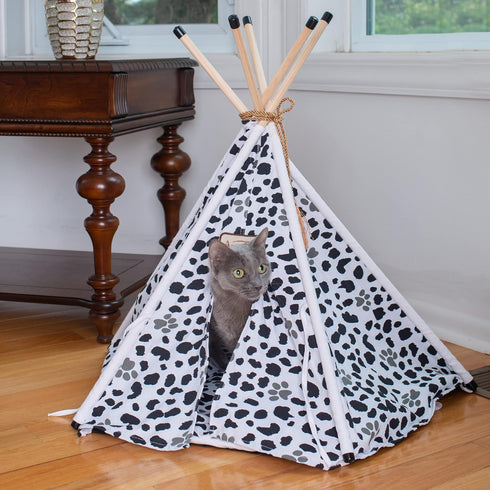 Armarkat C46 Cat Bed, One Size, White and Black, Cozy Sleeping Space for Cats