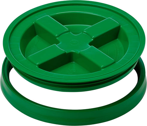 GAMMA2 Gamma Seal Lid for Pet Food Storage, Fits 3.5, 5, 6, & 7 Gallon Buckets