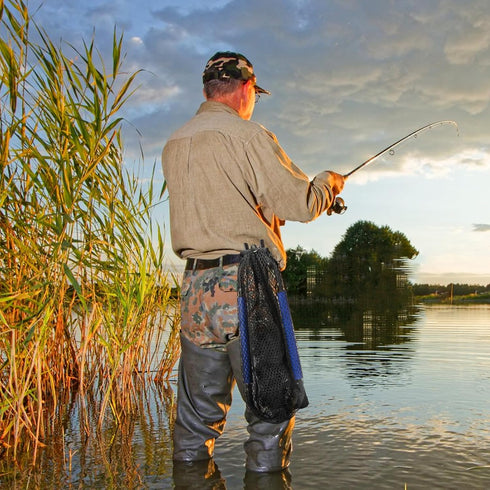 Floating Fishing Net with Foldable Telescopic Pole Handle, Rubber Coated Mesh for Bass Trout Walleye Kayak