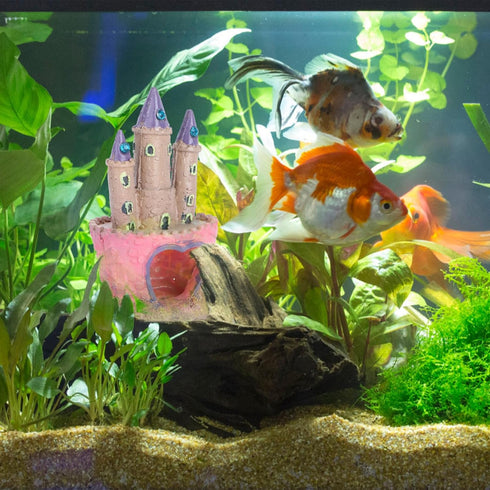 Heart Castle Statue, Aquarium Castle Fish Hidden Cave Ornament for Reptile Decor and Accessories