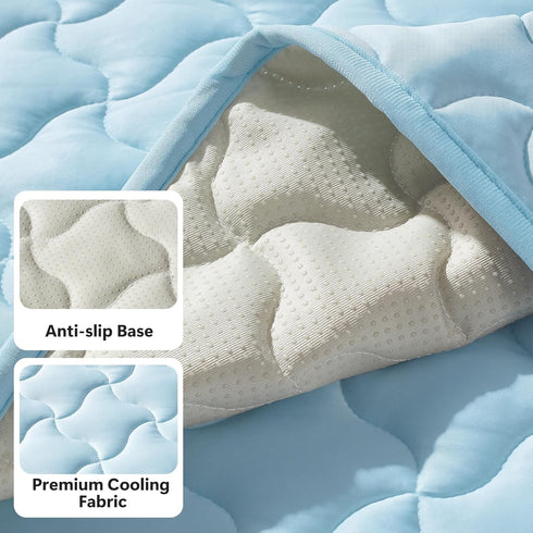 Q-Max>0.5 28"X22" GASUR Cooling Mat for Dogs, Instant Temp Drop Dog Cooling Mats for Medium Dogs&Cats, Cooling Pad