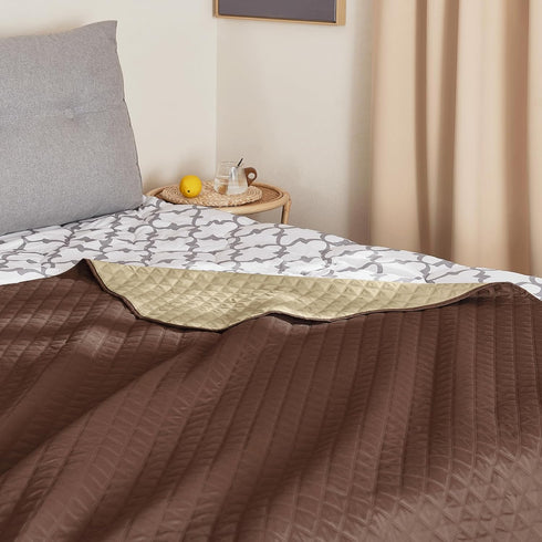 62 82 inch, 1 NICETOWN Dog Bed Cover for Pets Blankets Rug Pads for Couch Protection Waterproof Bed Covers Dog Blanket