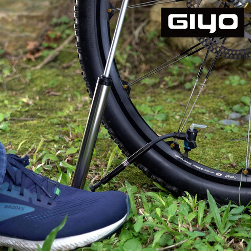 GIYO GM741 High Precision Portable Bike Pump with Gauge, 140 PSI, Universal Valve