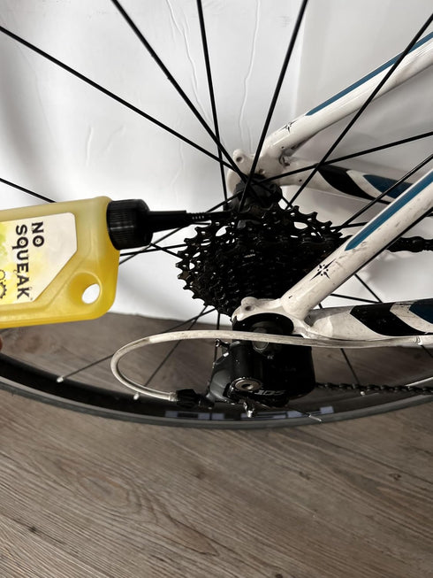 No Squeak 3.4oz High Performance Penetrating Oil Bike Chain Lubricant, Door Hinge & Lock Lubricant, Rust Remover