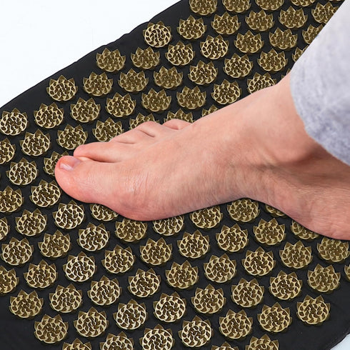 2pcs Yoga Massage Mat Comfortable Acupressure Pillow for Full-Body Relaxation Portable Design Carry Bag for Neck Back