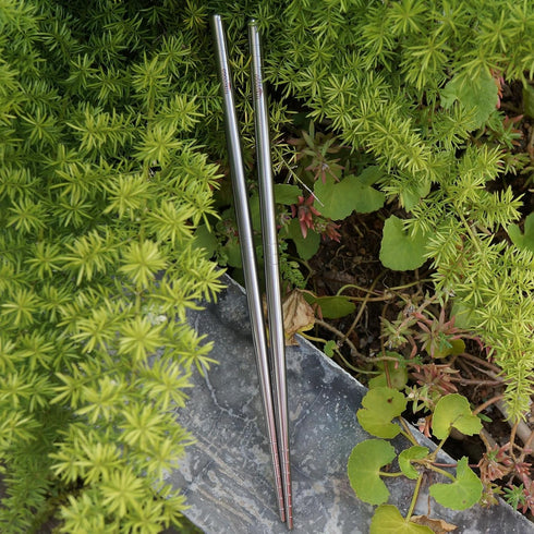 TITECOUGO Lightweight Titanium Metal Chopsticks, Portable Camping Flatware for Kitchen Cooking Meals
