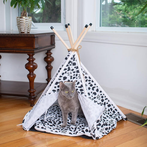 Armarkat C46 Cat Bed, One Size, White and Black, Cozy Sleeping Space for Cats