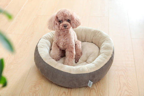 Love's cabin Round Donut Cat and Dog Cushion Bed, 20in Anti-Slip & Water-Resistant Bed, Washable Luxury Gray