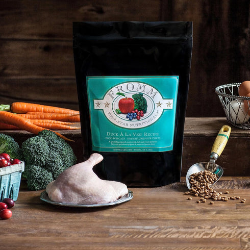 Fromm Four-Star Nutritionals Duck A La Veg Cat Food - Premium Dry Cat Food, Duck Recipe, 4 lb