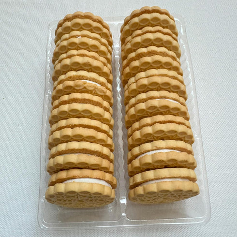 Exclusively Dog Cookies Sandwich Cremes, Vanilla Flavor Dog Treats for Medium and Large Dogs, 8 oz, Natural, Made in USA