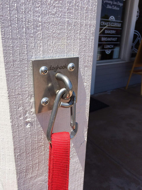 Canine Hitch Secure Dog Leash Wall Hook with Stainless Steel & ABS Mounting Plate - Large with Clip