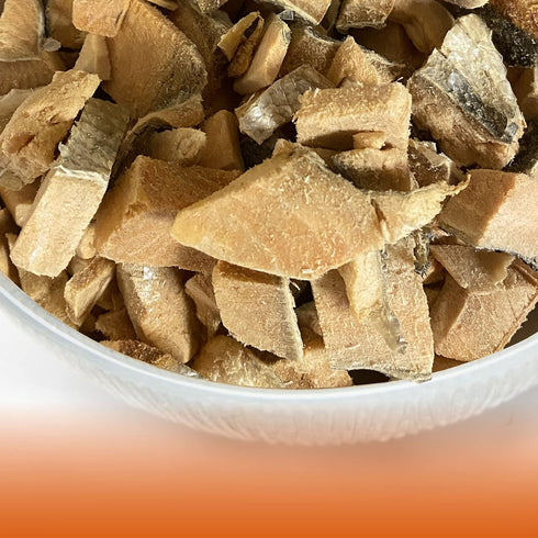 Northwest Naturals Raw Rewards Freeze-Dried Salmon Treats for Dogs and Cats - Healthy, 1 Ingredient, Human Grade Pet