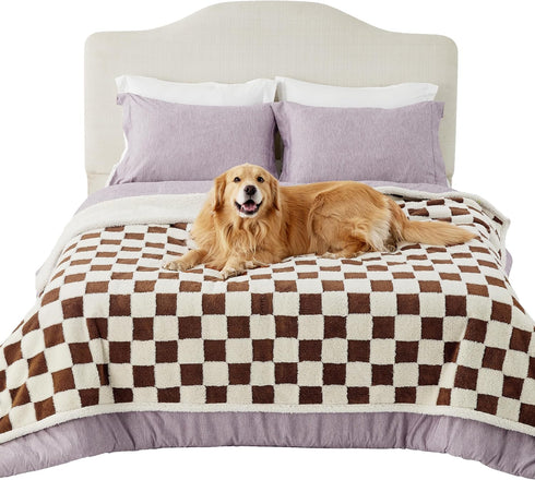 Lesure Waterproof Dog Blanket for Large Dogs, Washable Double-Sided Blanket with Warm Jacquard Shag, Brown