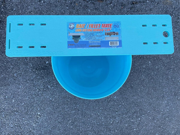 LEE FISHER SPORTS PLASTIC CUTTING BOARD BAIT/FILLET MATE FOR FILLET FISH, CUT BAIT, MEAT AT