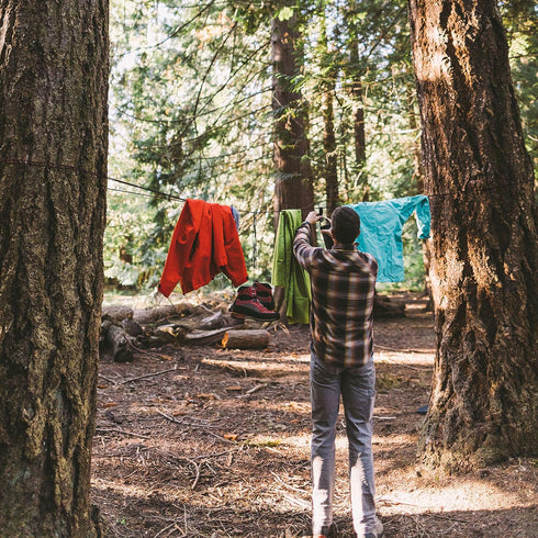 GEAR AID Taut Line Kit - 550 Paracord for Hanging Gear on a Travel Clothesline, Black, One Size