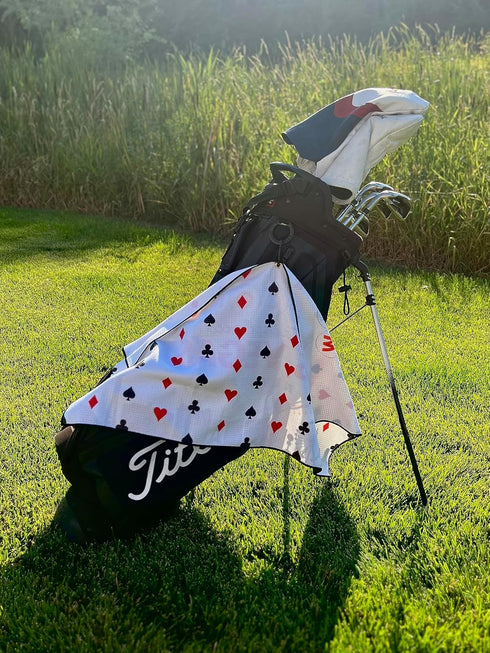 Pin Hunters Las Vegas Golf Towel - Premium Microfiber Waffle Towel with Clip, Unique Gift for Golf Lovers